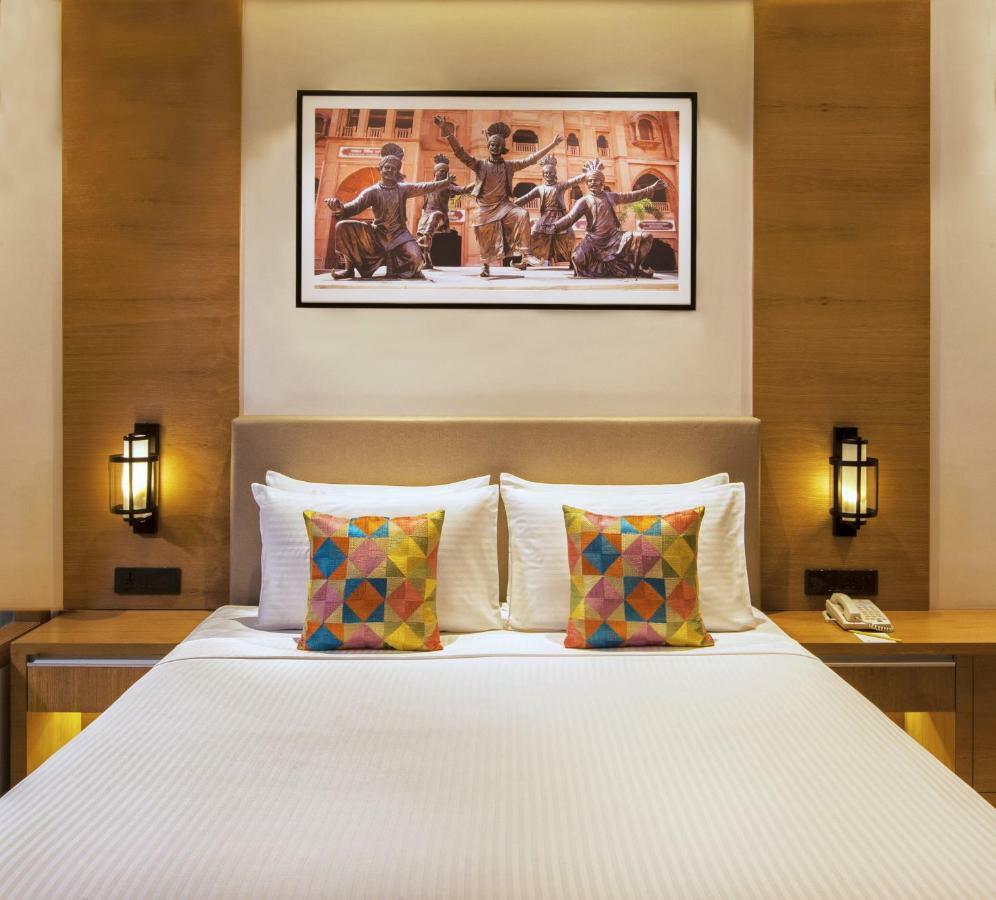 Country Inn Premier Amritsar, 10 Min From Golden Temple Exterior photo